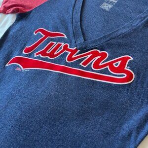 Minnesota Twins Nike V Neck T Shirt - sz Small